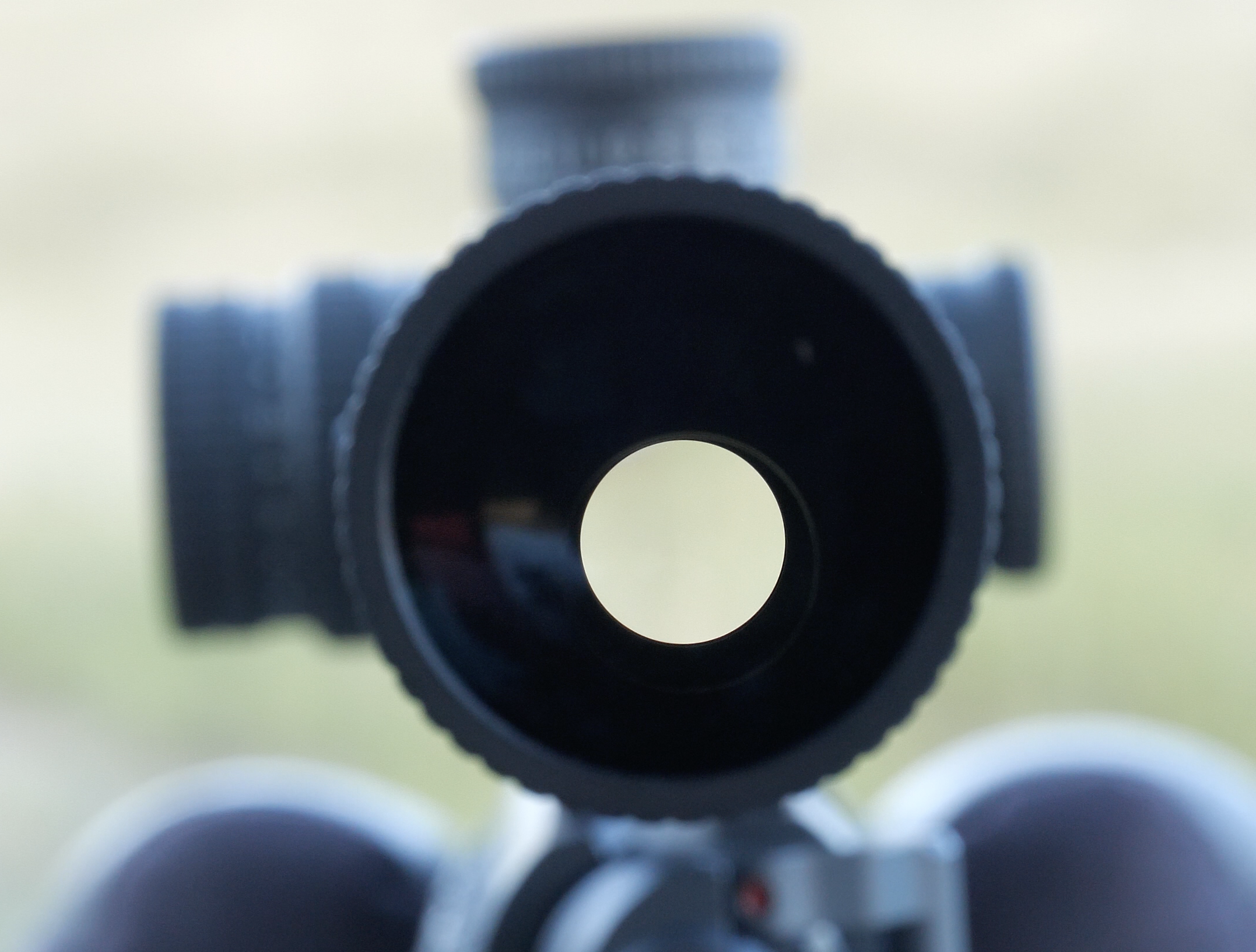 Long-Range Target/Hunting Scope: Tract Toric 2.5-15x44 Ultra HD